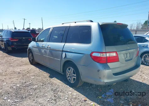 2006 Honda Odyssey Ex-L z USA, uszkodzony, nr VIN 5FNRL38646B049995